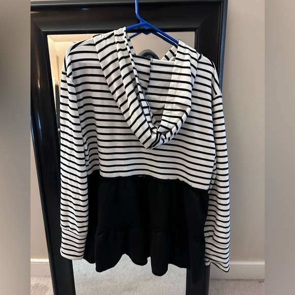 Black and White Zip Hoodie - Picture 2 of 5